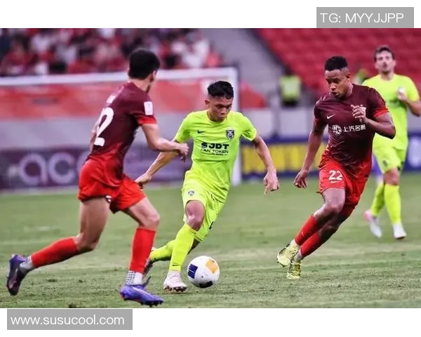 巴伦西亚主场大胜莱万特，费莫里纳巴卡利亚助球队终结2连胜历史