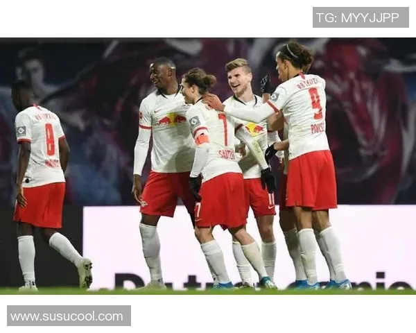 拜仁主场战胜沙尔克，德甲领头羊稳坐宝座